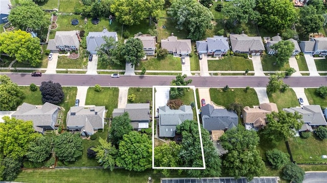 10136 Barton St, Overland Park, KS 66214 - aerial view of property and surrounding area featuring nearby suburban area and property boundaries highlighted