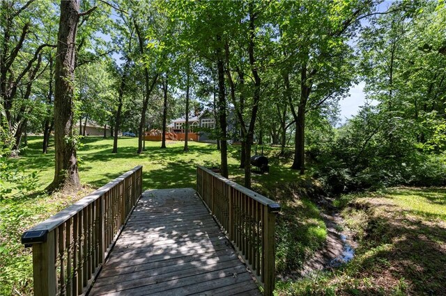 414 N 4th St, Gower, MO 64454 - surrounding community with a yard