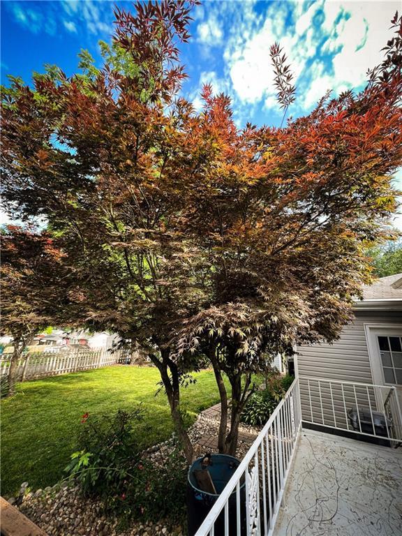 3342 Duncan St, Saint Joseph, MO 64507 - view of yard with a balcony