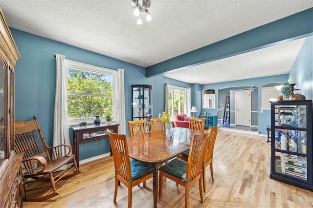 8708 W 92nd St, Overland Park, KS 66212 - photo 4