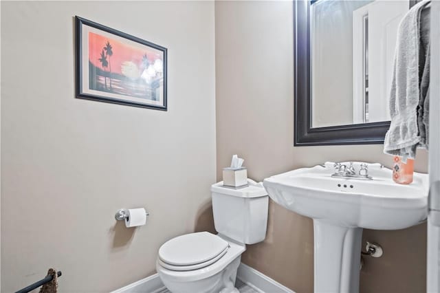 4204 SW Duck Pond Dr, Lees Summit, MO 64082 - bathroom with toilet and baseboards