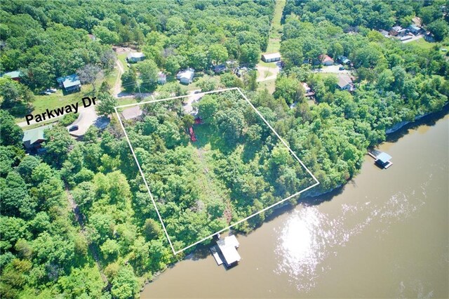 28767 Parkway Dr, Warsaw, MO 65355 - aerial view of property and surrounding area featuring property boundaries highlighted