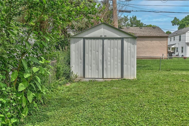 7824 Terrace St, Kansas City, MO 64114 - view of shed