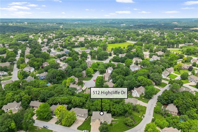512 NW Highcliffe Dr, Lees Summit, MO 64081 - photo 2