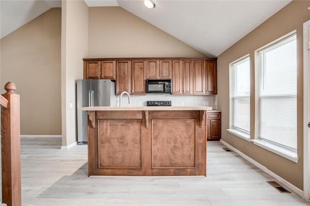 12209 N Atkins Ave, Kansas City, MO 64163 - photo 9