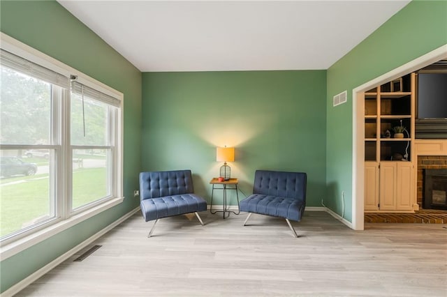 617 Butternut Ln, Liberty, MO 64068 - living area featuring wood finished floors