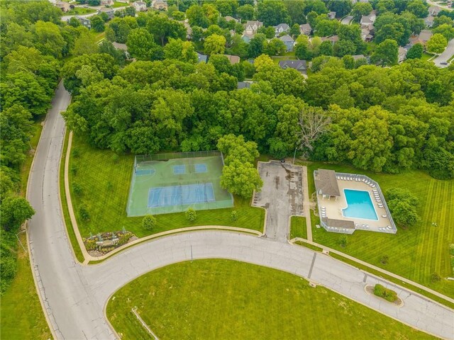 617 Butternut Ln, Liberty, MO 64068 - aerial view of a pool area
