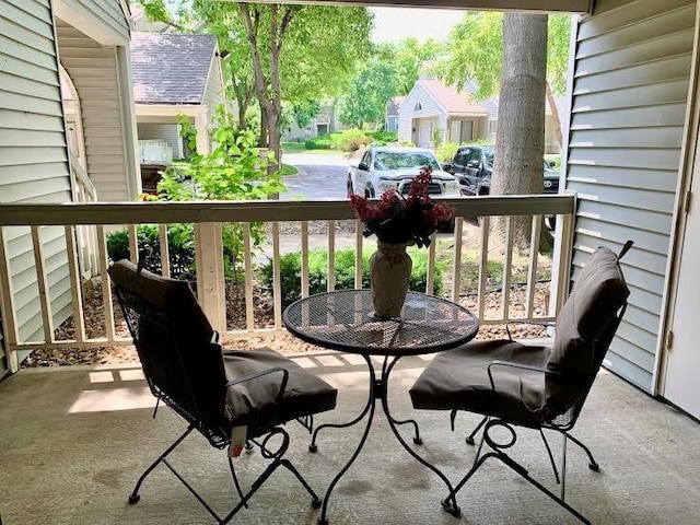 8806 W 106th Ter, Overland Park, KS 66212 - view of balcony