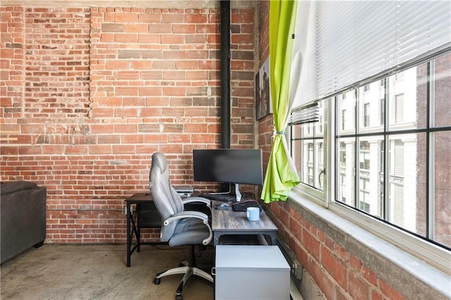 321 W 7th St Unit 501, Kansas City, MO 64105 - office featuring brick wall and concrete flooring