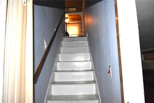 31212 E Webster Rd, Grain Valley, MO 64029 - view of staircase