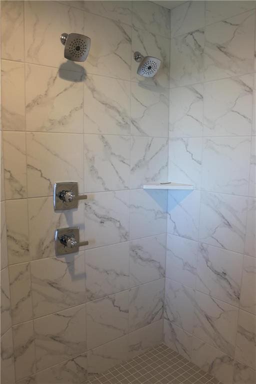 19444 W 114th Ter, Olathe, KS 66061 - bathroom with tiled shower