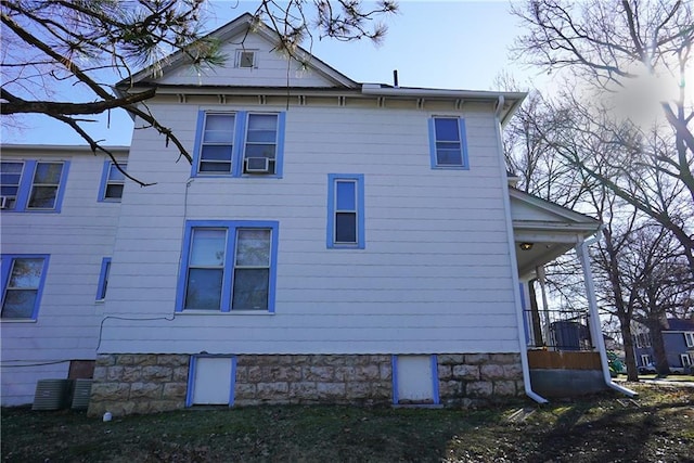 1101 S Broadway St, Leavenworth, KS 66048 - view of property exterior