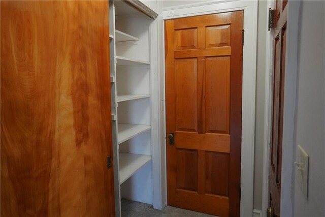 1101 S Broadway St, Leavenworth, KS 66048 - view of closet