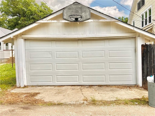 406 S 6th St, Burlington, KS 66839 - view of detached garage