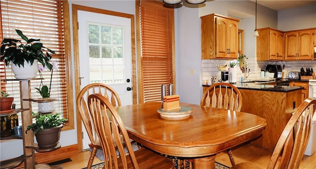 11669 S Parkwood Dr, Olathe, KS 66061 - dining area featuring light wood-type flooring