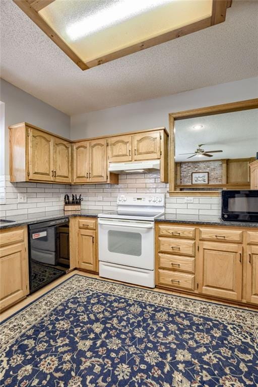 11669 S Parkwood Dr, Olathe, KS 66061 - photo 12