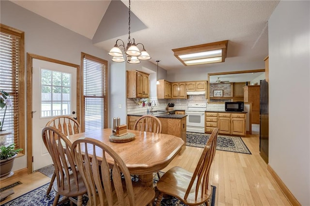 11669 S Parkwood Dr, Olathe, KS 66061 - photo 16