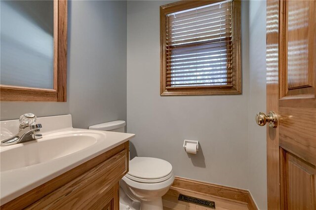 11669 S Parkwood Dr, Olathe, KS 66061 - photo 26