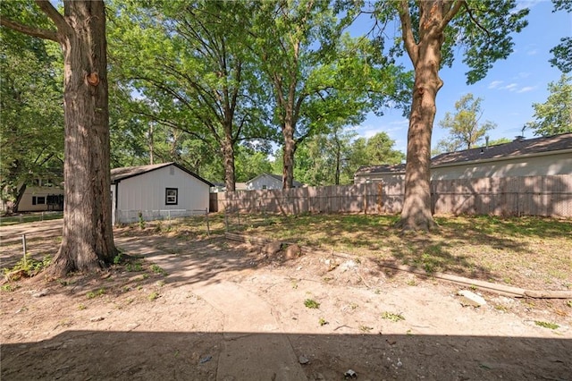 2101 Spruce St, Leavenworth, KS 66048 - view of yard
