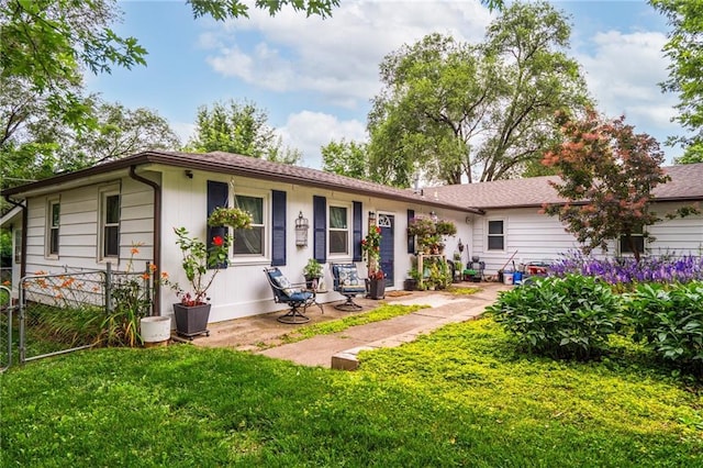 118 Village St, Tonganoxie, KS 66086 - view of ranch-style home