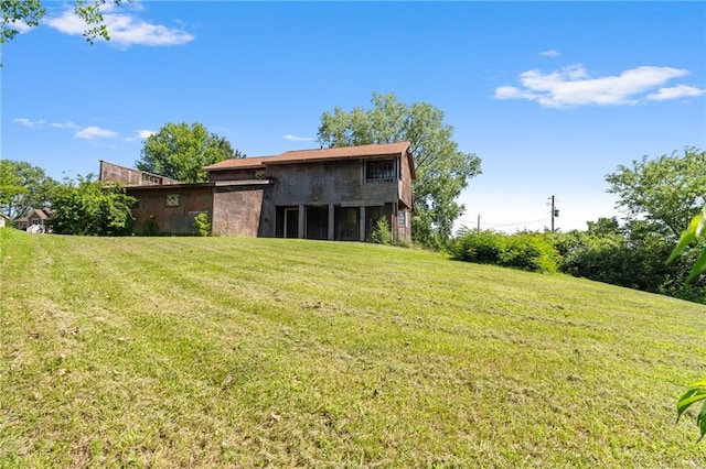 4445 NW 52nd Ter, Topeka, KS 66618 - view of grassy yard