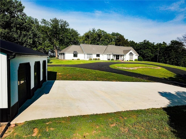 1901 NE River Ridge Rd, Saint Joseph, MO 64507 - view of patio