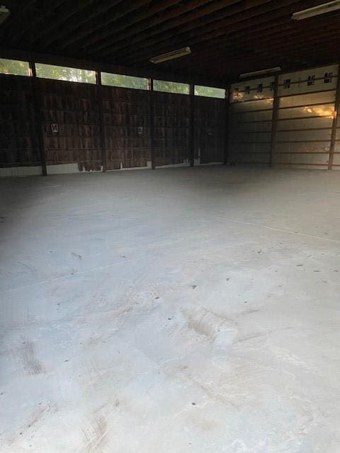 1901 NE River Ridge Rd, Saint Joseph, MO 64507 - view of garage