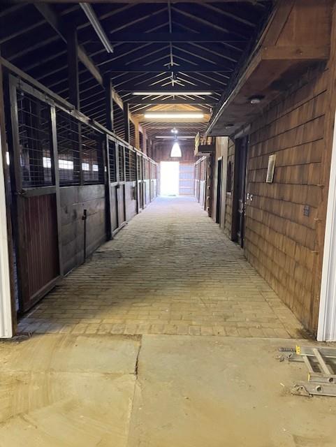 1901 NE River Ridge Rd, Saint Joseph, MO 64507 - view of stable