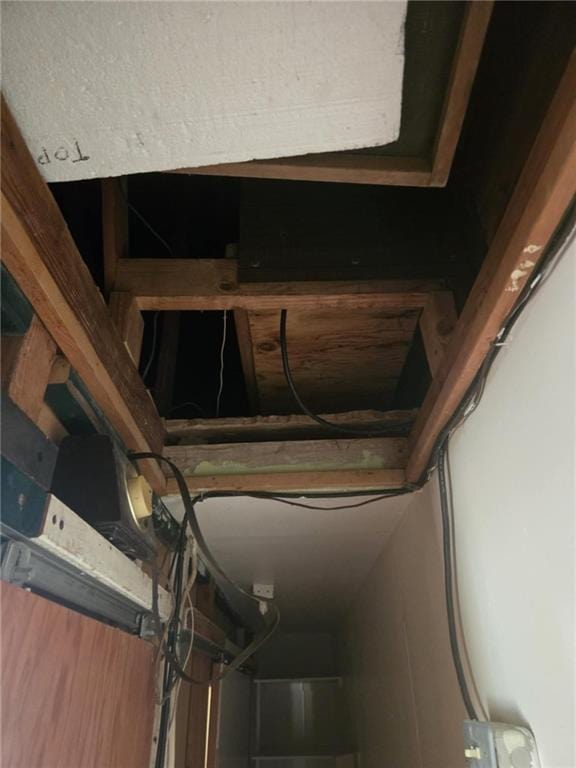 18916 166th St, Basehor, KS 66007 - garage view