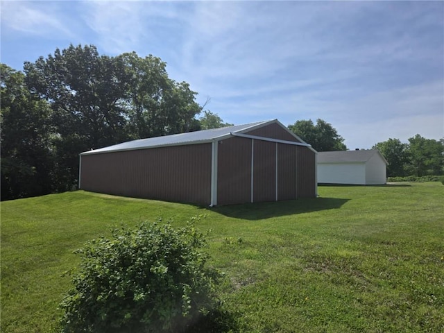 18916 166th St, Basehor, KS 66007 - view of pole building with a lawn