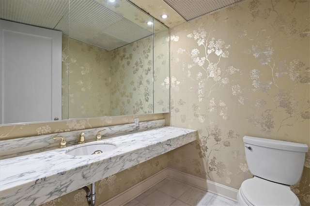 4520 Holmes St, Kansas City, MO 64110 - photo 10