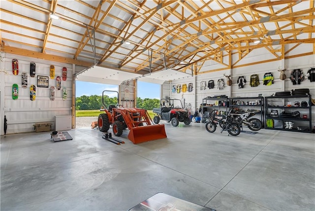 1372 N 150th Rd, Baldwin City, KS 66006 - view of garage