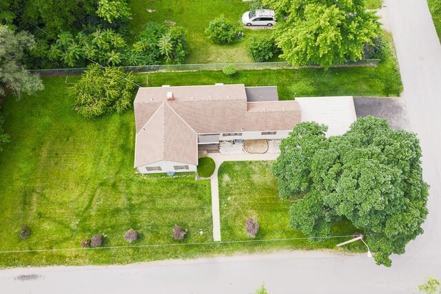 1333 E 79th St, Kansas City, MO 64131 - photo 20