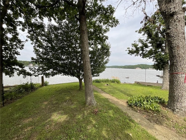 964 Cable Point Dr, Climax Springs, MO 65324 - view of green lawn featuring a water view