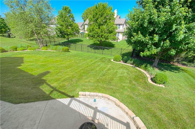9624 N Arlington Ave, Kansas City, MO 64158 - view of yard