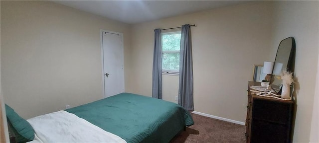 1431-33 E Penrose Ln, Olathe, KS 66062 - carpeted bedroom with baseboards