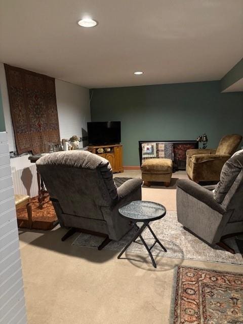9105 W 95th Ter, Overland Park, KS 66212 - carpeted living area featuring recessed lighting