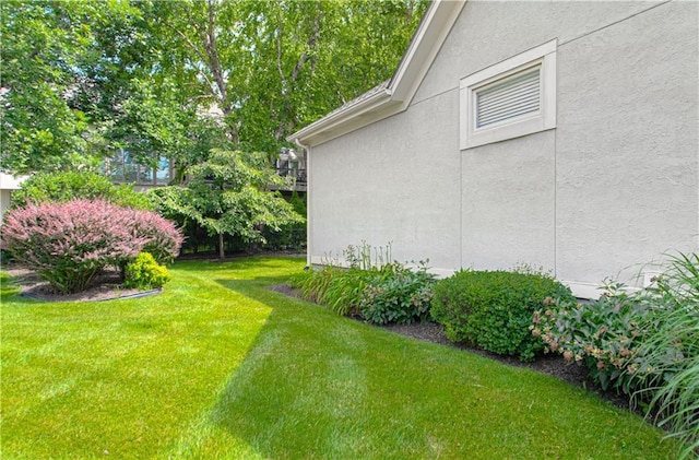 6306 W 128th St, Overland Park, KS 66209 - view of grassy yard