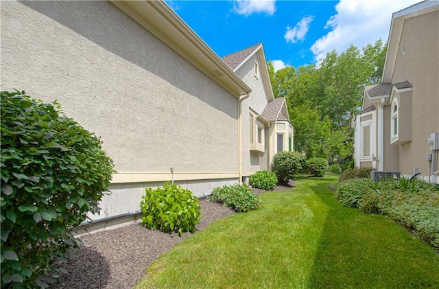 6306 W 128th St, Overland Park, KS 66209 - view of grassy yard