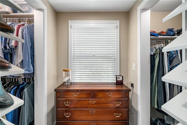6451 Sagamore Rd, Mission Hills, KS 66208 - view of spacious closet
