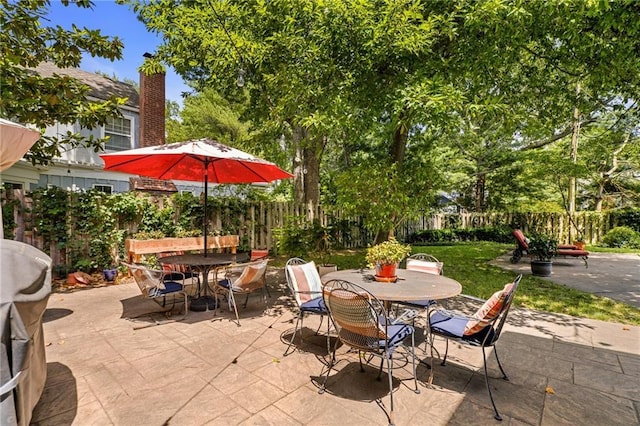 6451 Sagamore Rd, Mission Hills, KS 66208 - view of patio featuring outdoor dining area