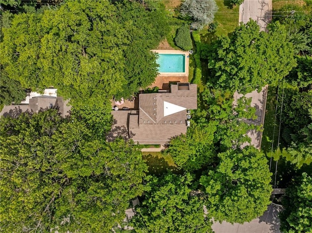 6451 Sagamore Rd, Mission Hills, KS 66208 - bird's eye view of a pool area