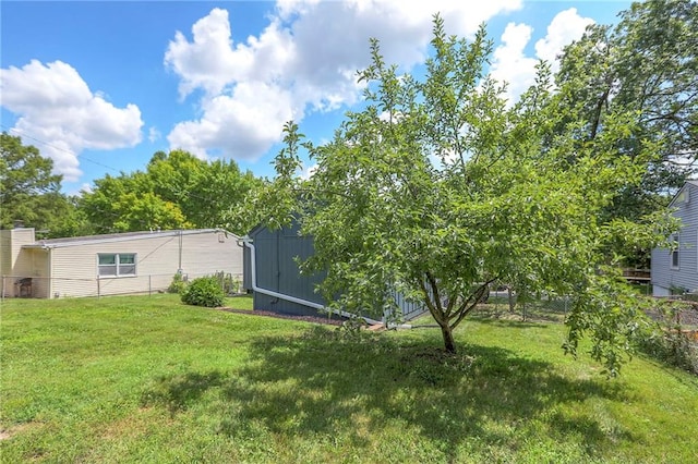 16100 E Elm St, Independence, MO 64050 - view of yard with an outdoor structure
