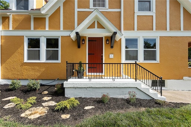 533 S Water St, Olathe, KS 66061 - entrance to property featuring stucco siding
