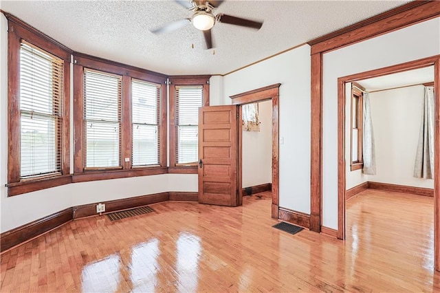 619 Hamburg St, Saint Joseph, MO 64505 - photo 7
