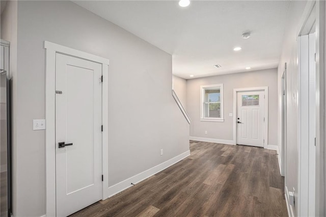 1116 Splitlog Ave, Kansas City, KS 66102 - foyer with dark wood-style flooring and recessed lighting
