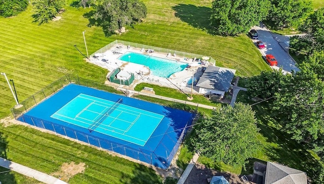 4309 S Huntington Way, Independence, MO 64055 - drone / aerial view of a pool