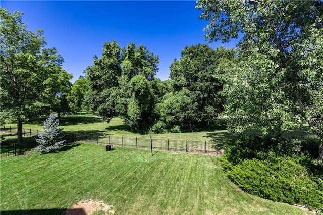 8620 N Eastern Ave, Kansas City, MO 64157 - view of yard