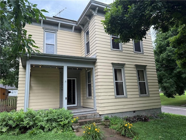 624 S St, Atchison, KS 66002 - italianate-style house featuring covered porch