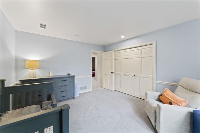 2405 W 124th St, Leawood, KS 66209 - bedroom featuring carpet floors, recessed lighting, and a closet